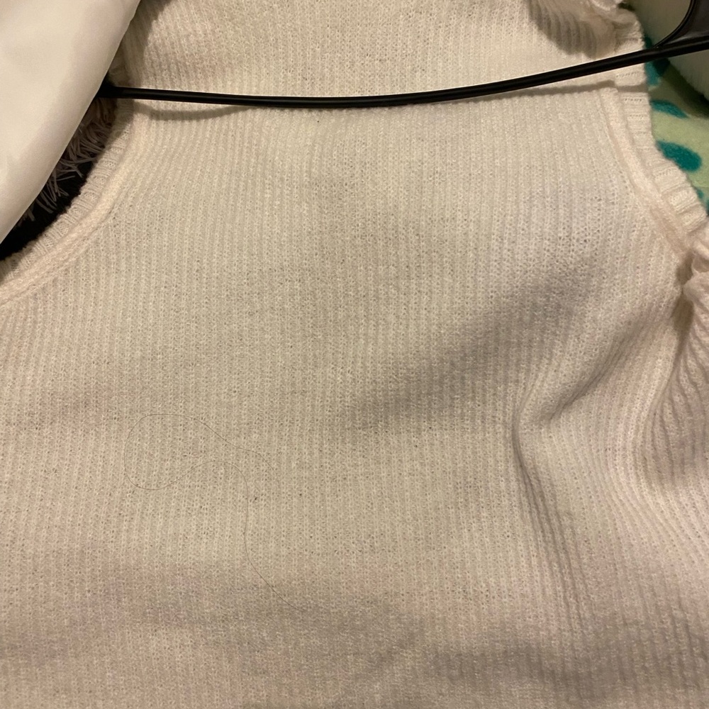 NWOT Liz Claiborne Womans High Neck Sweater Vest - Picture 9 of 10